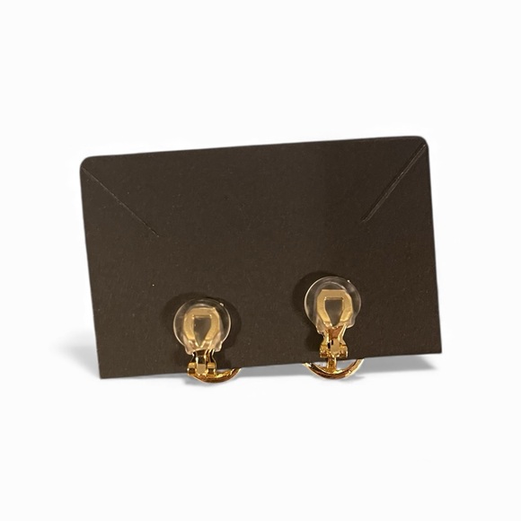 SOLD Elegant Gold and Pearl Clip-On Earrings - Picture 2 of 2